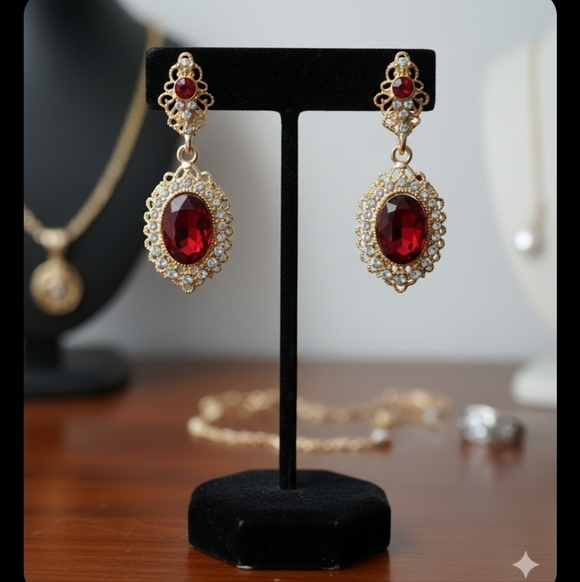 Alloy and crystal inlay earrings, durable earrings, gold color and red stone dan - Picture 3 of 8